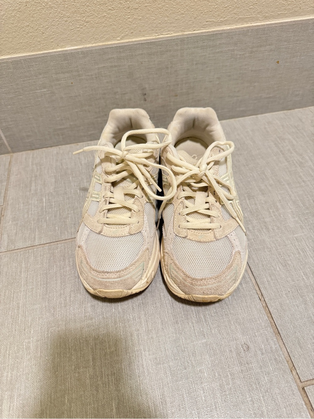 Asics Cream/Tan Sneakers